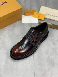 Picture of Louis Vuitton Shoes _SKULVsz38-442Cn062913870